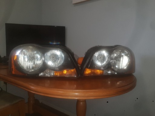 Zdjęcie oferty: Komplet lamp do VOLVO XC90 Wersja USA amerykańska.