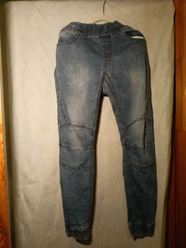 Zdjęcie oferty: Spodnie jeans stretch rozm 35