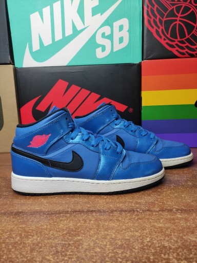 Zdjęcie oferty: Buty Nike Air Jordan 1 MID Sport Blue 38 EU 24 cm 