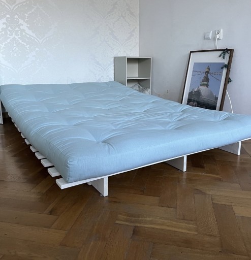 Zdjęcie oferty: Łóżko z palety i materac składane w sofę
