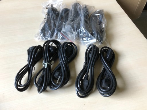 Zdjęcie oferty: Kabel, przewód zasilający, komputer, monitor 1,8m