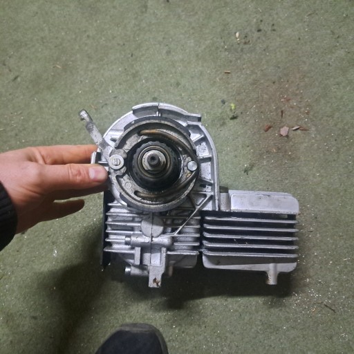 Zdjęcie oferty: NR. 2 SILNIK ROWEROWY SPALINOWY DO ROWERU sachs 301/a