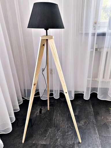 Zdjęcie oferty: DREWNIANE nogi tripod, statyw, trójnóg, lampa 0282