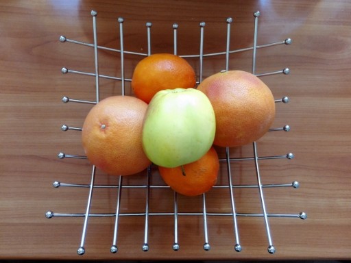 Zdjęcie oferty: Stojak dekoracyjny na owoce chromowany