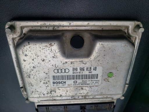 Zdjęcie oferty: Sterownik silnika Audi TT 8n 