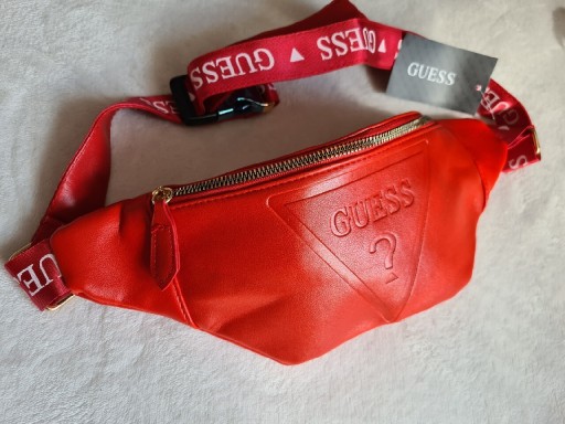 Zdjęcie oferty: Nerka damska GUESS 