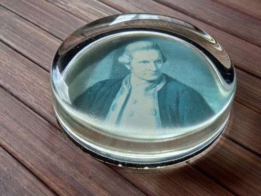 Zdjęcie oferty: Szklany przycisk do papieru  ,vintage 