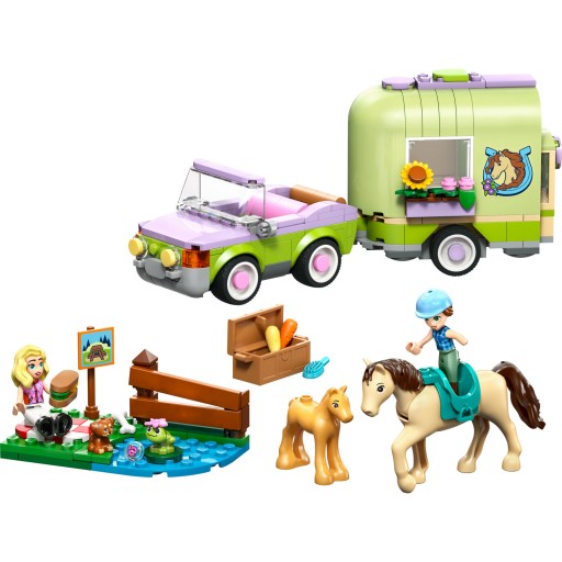 LEGO Friends 42695 Przyczepa z koniem i źrebaczkiem
