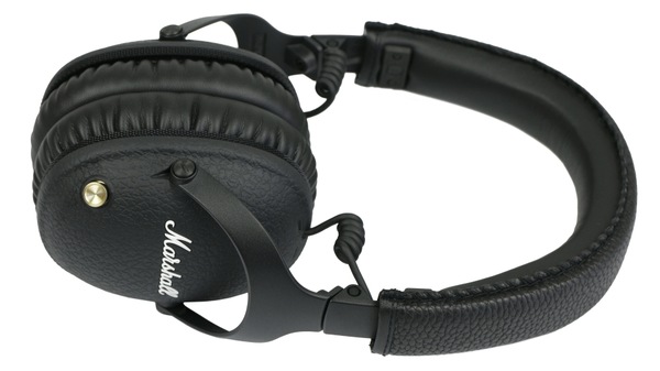 Test Bose Noise Cancelling Headphones 700 – mistrzowski komfort i