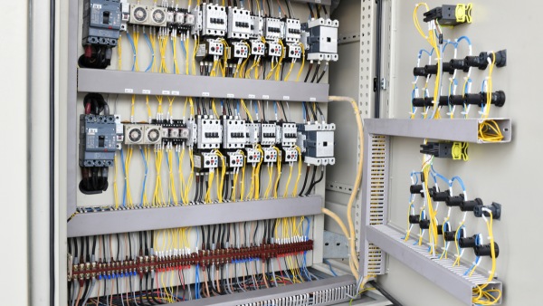 Aký by mal byť dobrý moderný elektrický rozvádzač?