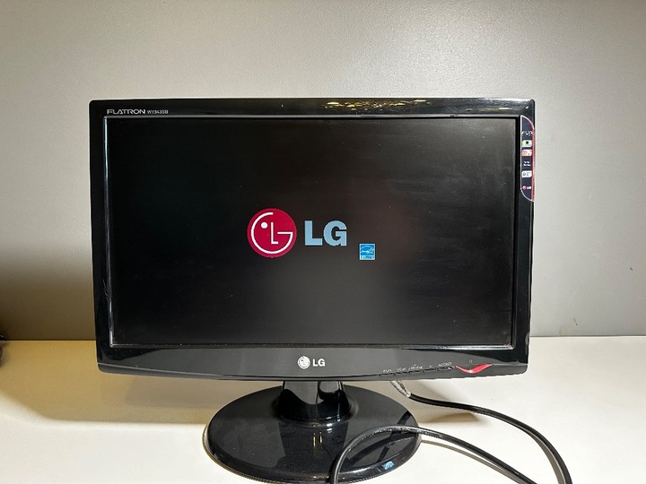 LG FLATRON W1943SB 27インチモニター Монитор lg flatron w1943sb - купить недорого, Prom.ua: цены