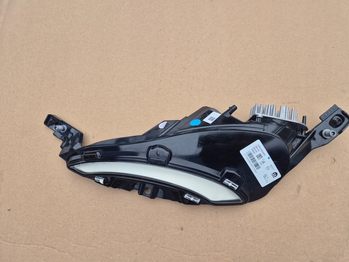 Fiat 500e kierunkowskaz lewy.DRL.2021-25. W maskę