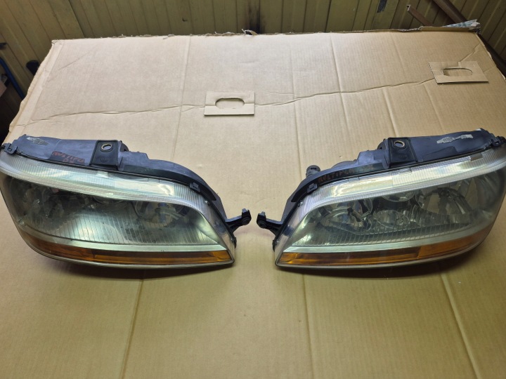 Fiat Idea lampy.Multipla 2.2005- .Reflektory.Lampa