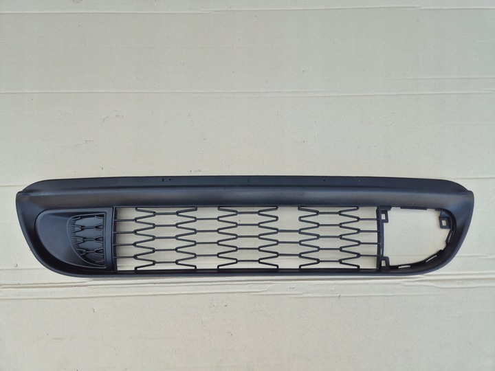 Fiat 500X kratka zderzaka przód.2014-2018.500 X.