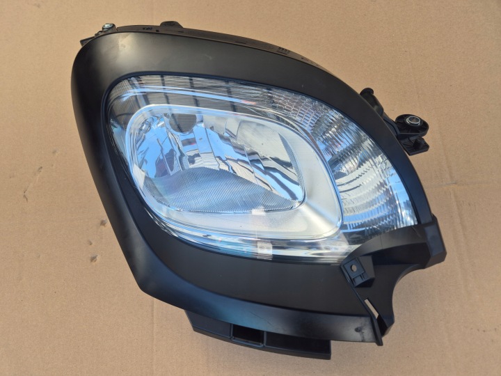 Fiat Panda 3 CROSS lampa prawa.2012-23. Reflektor