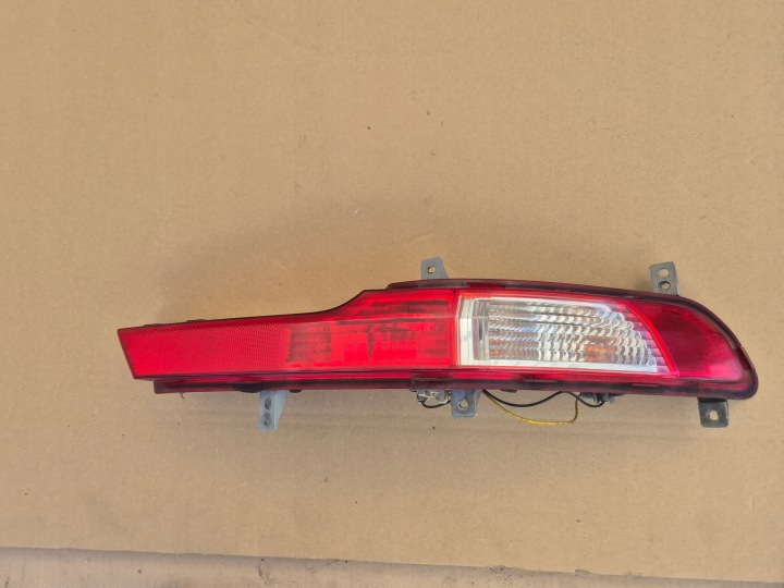 KIA Sportage III lampa tył prawa.Przeciwmgielna.OE