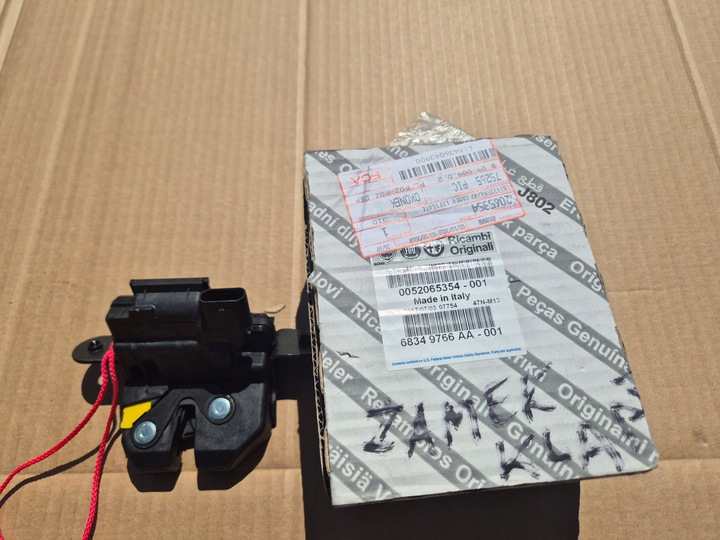 Fiat 500X Jeep Renegade zamek klapy tył.Tipo 2.