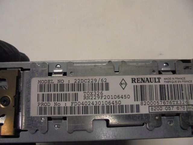 RADIO CASSETTE TRAFIC VIVARO 01R