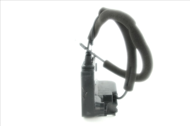 SERRURE DE PORTE DROIT AVANT IVECO 14- 5801529302