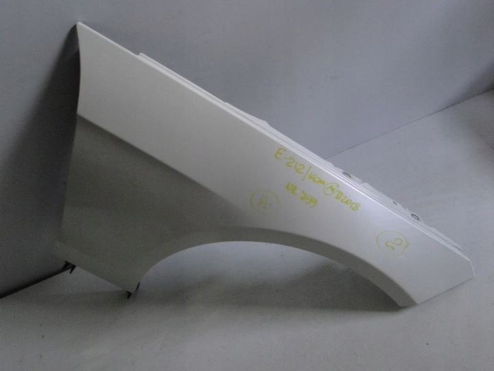 MERCEDES E CLASSE W212 LIFT AILE DROIT GAUCHE 799