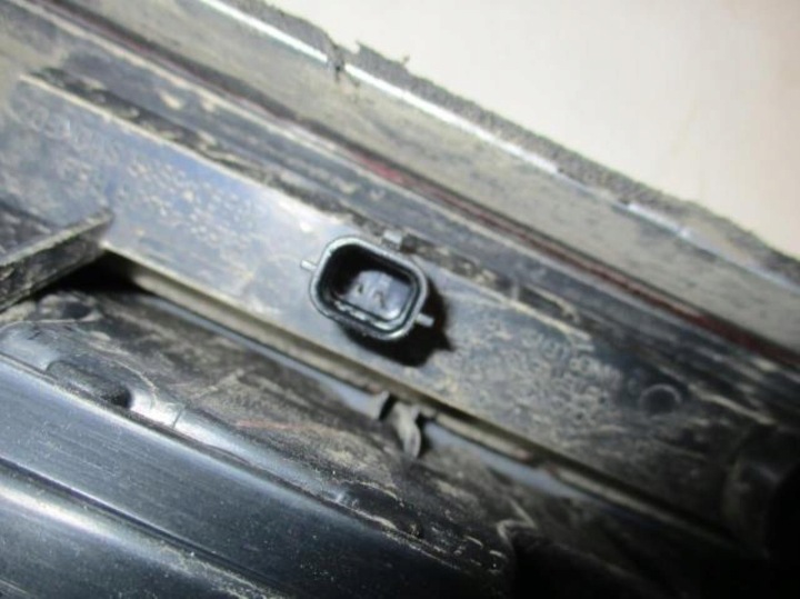 SPOILER SPOILER LANTERNE STOP COUVERCLES DE COFFRE ARRIÈRE RENAULT CLIO