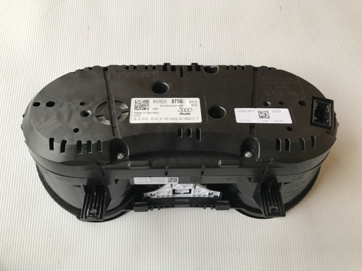 COMPTEUR TABLEAU DE BORD 8V0920873B AUDI S3 8V LIFT KILOMÉTRAGE 41000KM