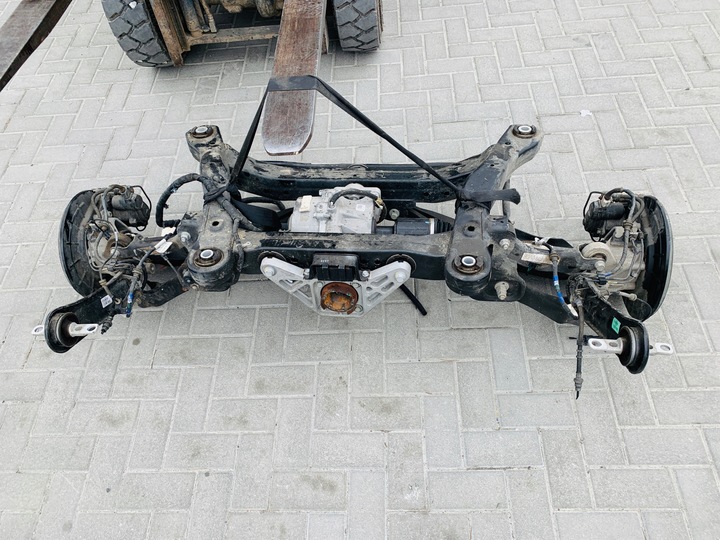 JEEP CHEROKEE KL FACELIFT HUB LEFT SWINGARMS REAR photo 1 - milautoparts-fr.ukrlive.com