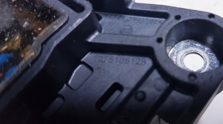RÉGULATEUR TENSION BOSCH 0 272 220 736