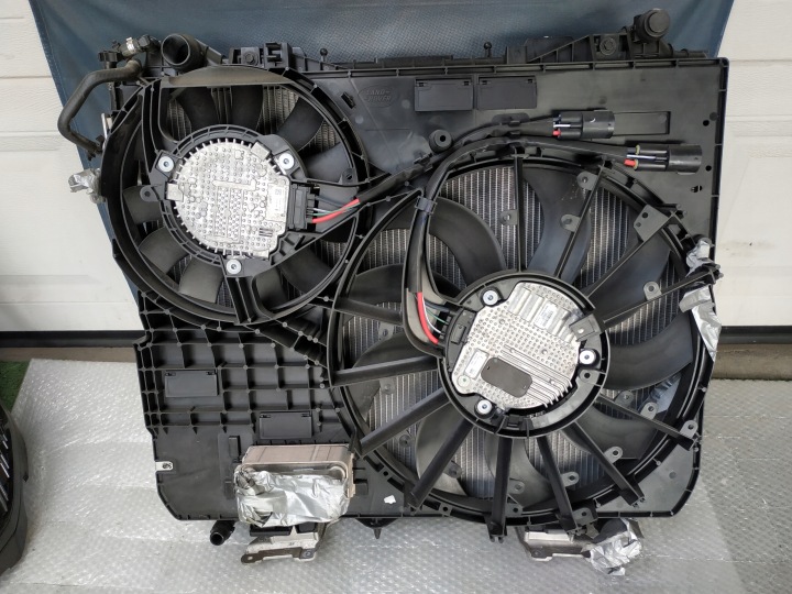 RANGE ROVER VOGUE L405 4.4 ENSEMBLE RADIATEURS NOUVEAU