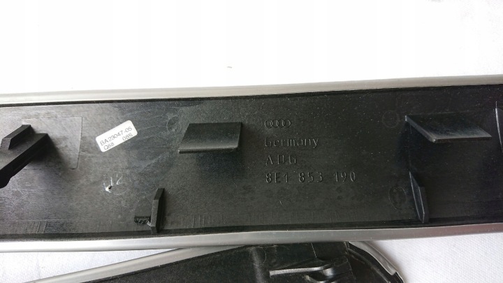 AUDI A4 B6 B7 BAGUETTES DÉCORS PORTES TABLEAU DE BORD S-LINE
