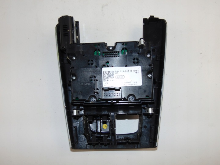 PANNEAU COMMANDE RADIO MMI AUDI A3 12- 8V0919614H