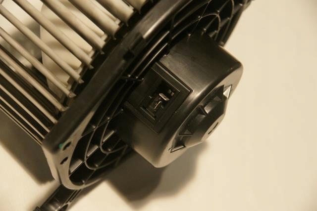 USLUGA RÉGÉNÉRATION VENTILATEUR VENTILATEUR LAGUNA III 3 272100001R EUROPE GLACE