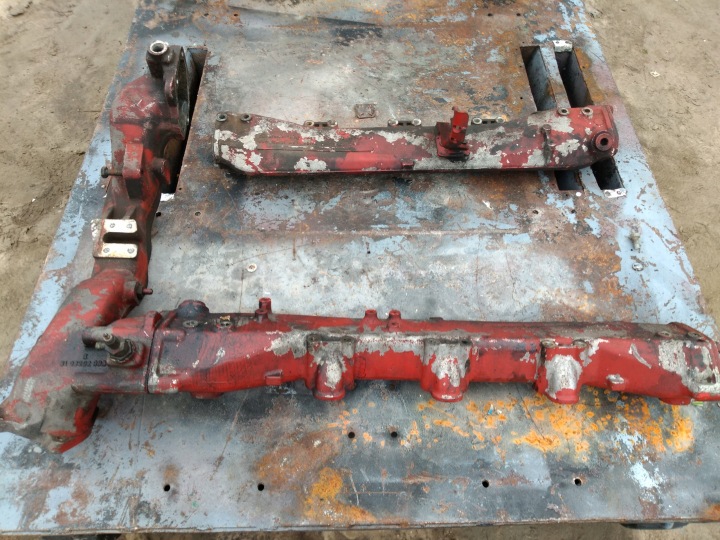 COLLECTEUR ADMISSION MOTEUR MAN D2840 V10
