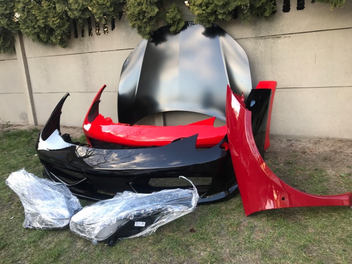 AILE DROIT AVANT FERRARI 458 ITALIA 09-15