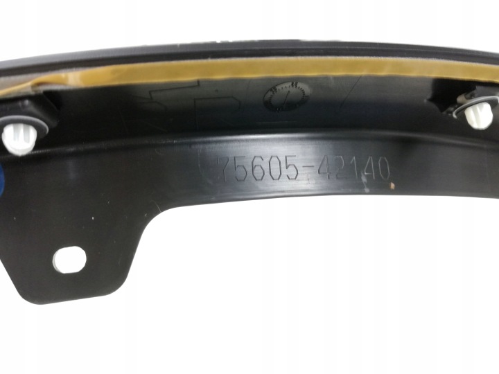RAV4 15-18 MOULURE REVÊTEMENT PASSAGE DE ROUE AILE ARRIÈRE PT