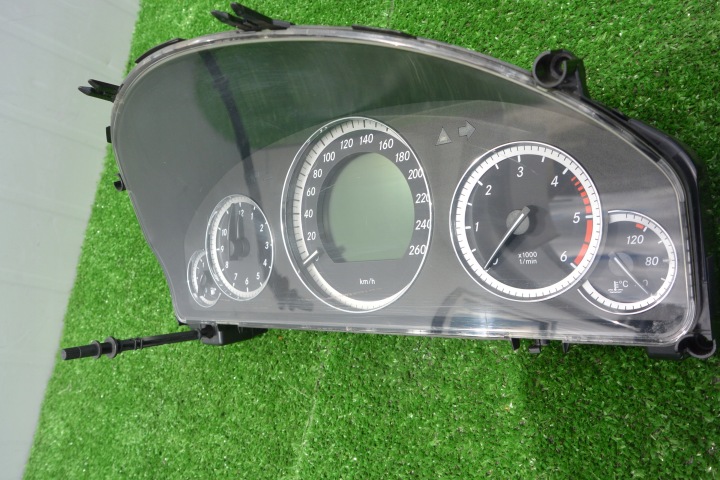 COMPTEUR TABLEAU DE BORD MERCEDES W212 DIESEL EUROPE