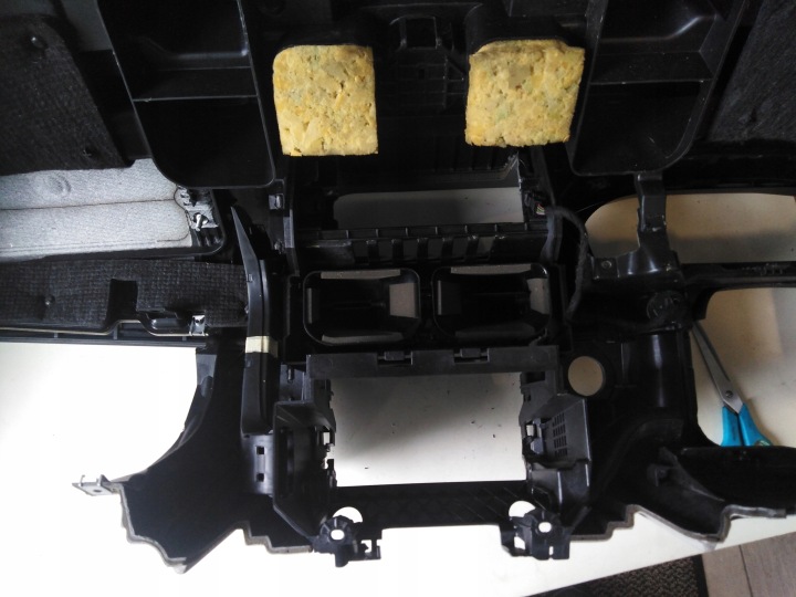 MERCEDES W212 A2126802387 PLANCHE CONSOLE SANS AIRBA