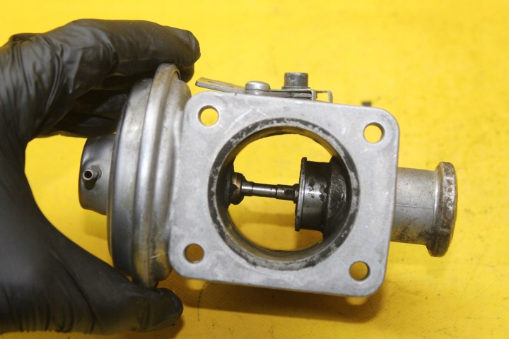 VANNE EGR BMW E46 2.0 D 7785789