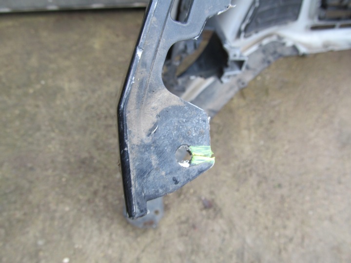 FORD FOCUS MK3 III PARE-CHOCS AVANT AVANT COMPLET