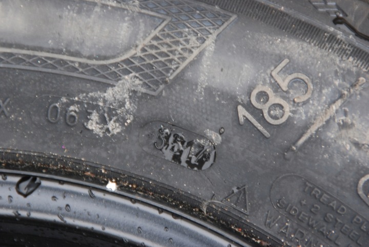 JANTE PNEU KOLO PIÈCE DE RECHANGE ET27 185/65 R15 III C3 NOWK