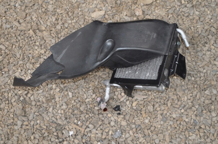AUDI A6 C5 2.5TDI RADIATEUR 4Z7317025 4BO317021C