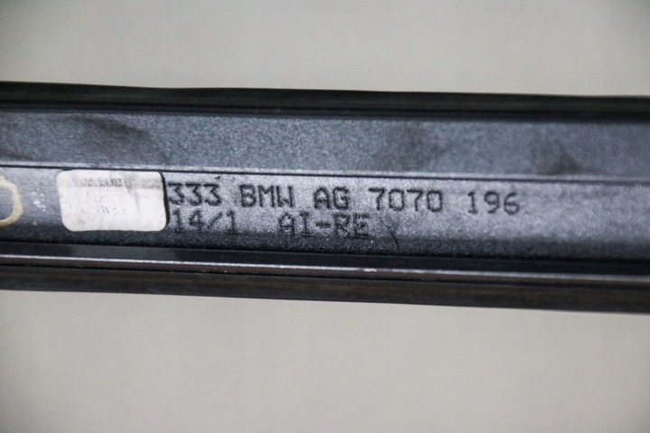 BMW E60 MOULURE TOITS TOITS DROITE 7070196