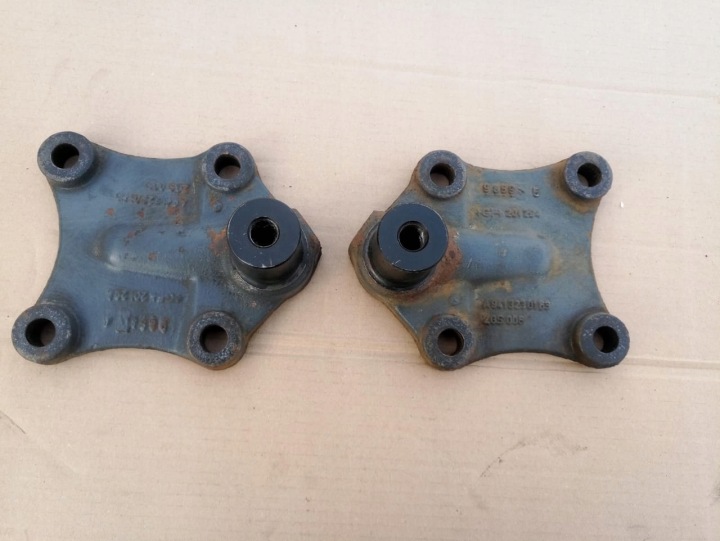 MERCEDES 1823 SUPPORT STABILISATEUR 9413230163