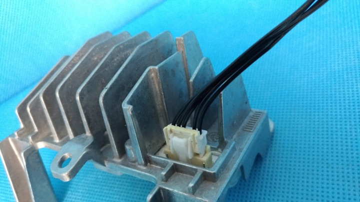 MERCEDES W205 W156 MODULE CONVERTISSEUR LED 1305715204