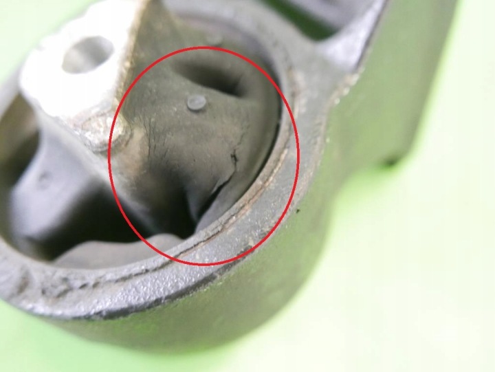 POIGNÉE MOTEUR JEEP GRAND CHEROKEE WJ II 3.1 TD 98-