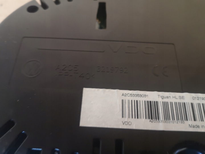 VW TIGUAN TSI 07-10 R COMPTEUR TABLEAU DE BORD 5N0920871