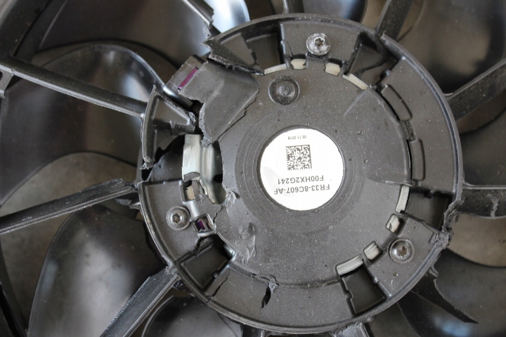 VENTILATEUR RADIATEUR FORD MUSTANG 3,7 5,0 15R-