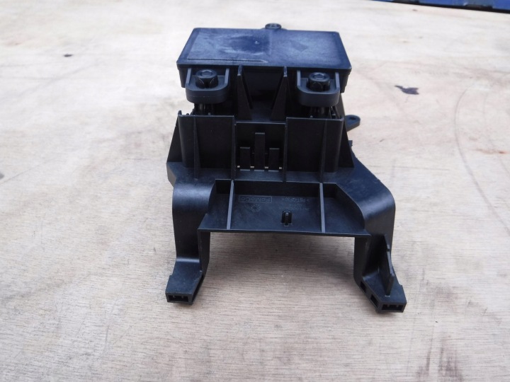 RADAR ODSTEPU DISTRONIC FORD FOCUS MK4 2018-