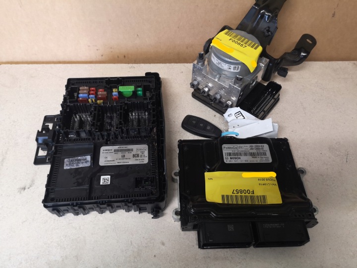 FORD FOCUS MK4 1.5 ECOBOOST KIT VERS ALLUMAGE
