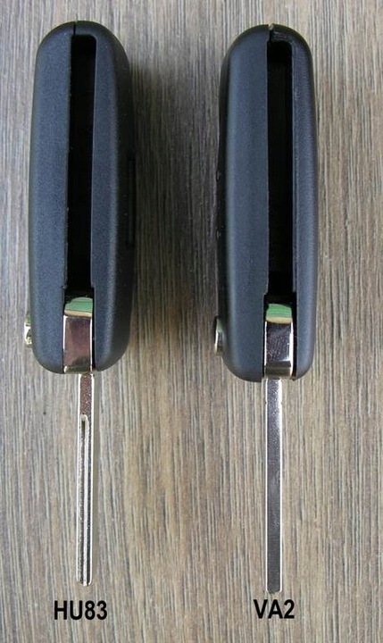 KEY CITROEN OR PEUGEOT 2 - 4 BUTTONS AFTER VIN 